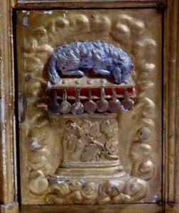 [Image: tabernacle-Bailly-agneau-sept-sceaux-pho...52x300.jpg]