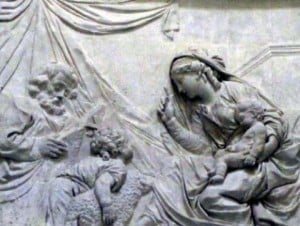 versailles-hoche-basrelief1.jpg