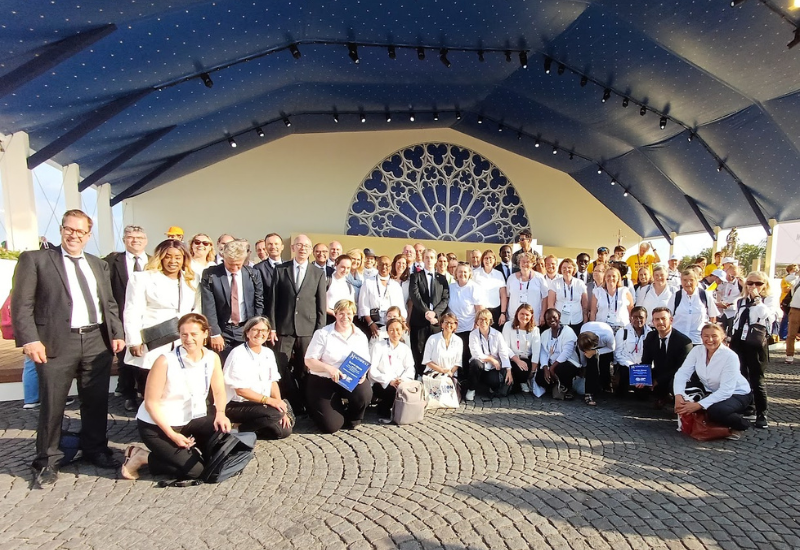 Le samedi 26 septembre, sur la place de la Concorde, 126 choristes du diocèse ont participé à la messe présidée par le pape Léon XIV. À travers leurs témoignages, ils partagent la joie, la fraternité et la communion vécues lors de cette célébration exceptionnelle.